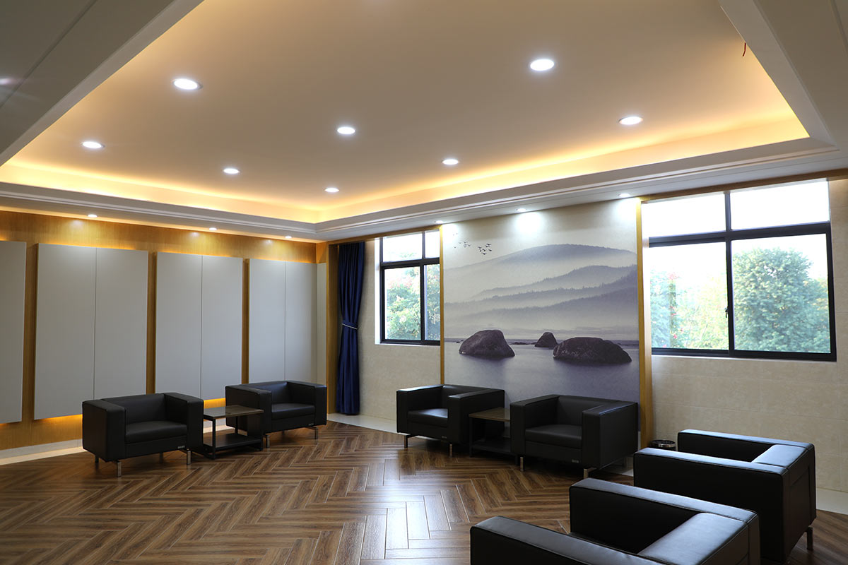 Small reception room